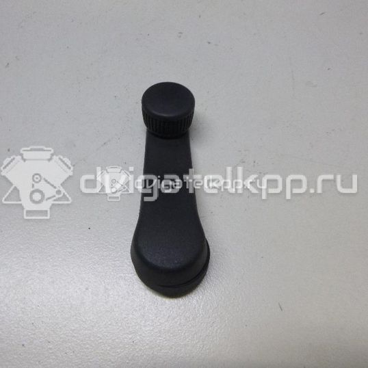 Фото Ручка стеклоподъемника  1H0837581D для Volkswagen Vento 1H2 / Amarok S1B / New Beetle / Bora / Kaefer