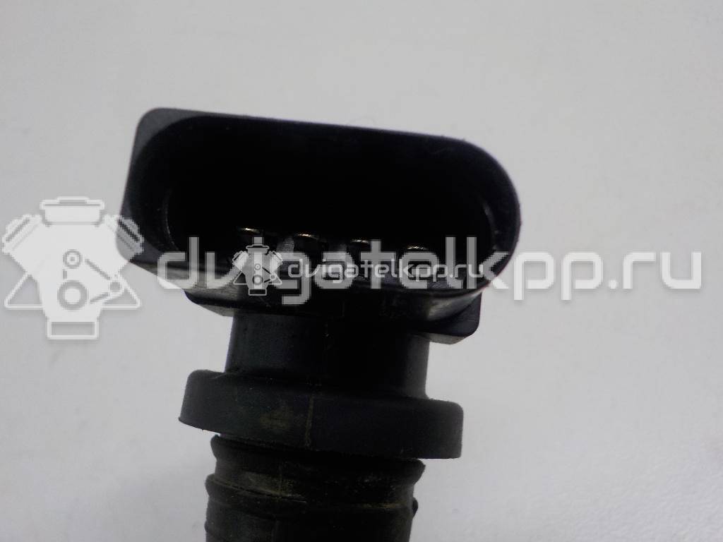 Фото Уплотнитель двери  036905715F для Volkswagen Scirocco / Tiguan / Touran / New Beetle / Bora {forloop.counter}}