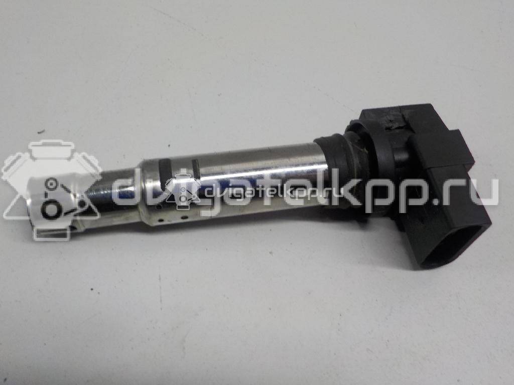 Фото Уплотнитель двери  036905715F для Volkswagen Scirocco / Tiguan / Touran / New Beetle / Bora {forloop.counter}}