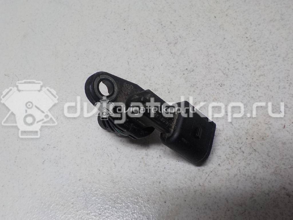 Фото Датчик положения распредвала  030907601E для Volkswagen Scirocco / Tiguan / Touran / New Beetle / Bora {forloop.counter}}