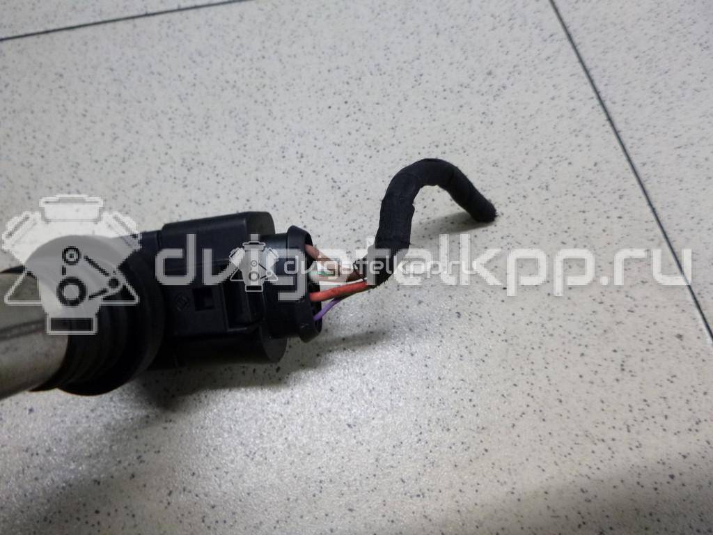 Фото Уплотнитель двери  036905715F для Volkswagen Scirocco / Tiguan / Touran / New Beetle / Bora {forloop.counter}}