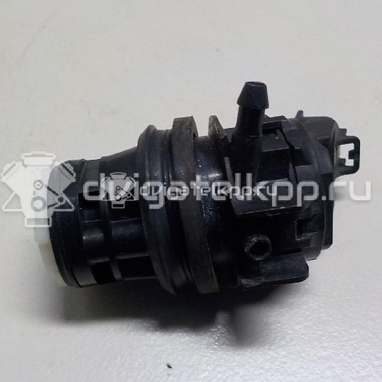 Фото Насос омывателя  8533060190 для Toyota Land Cruiser / Prius / Rav 4 / Yaris / Previa