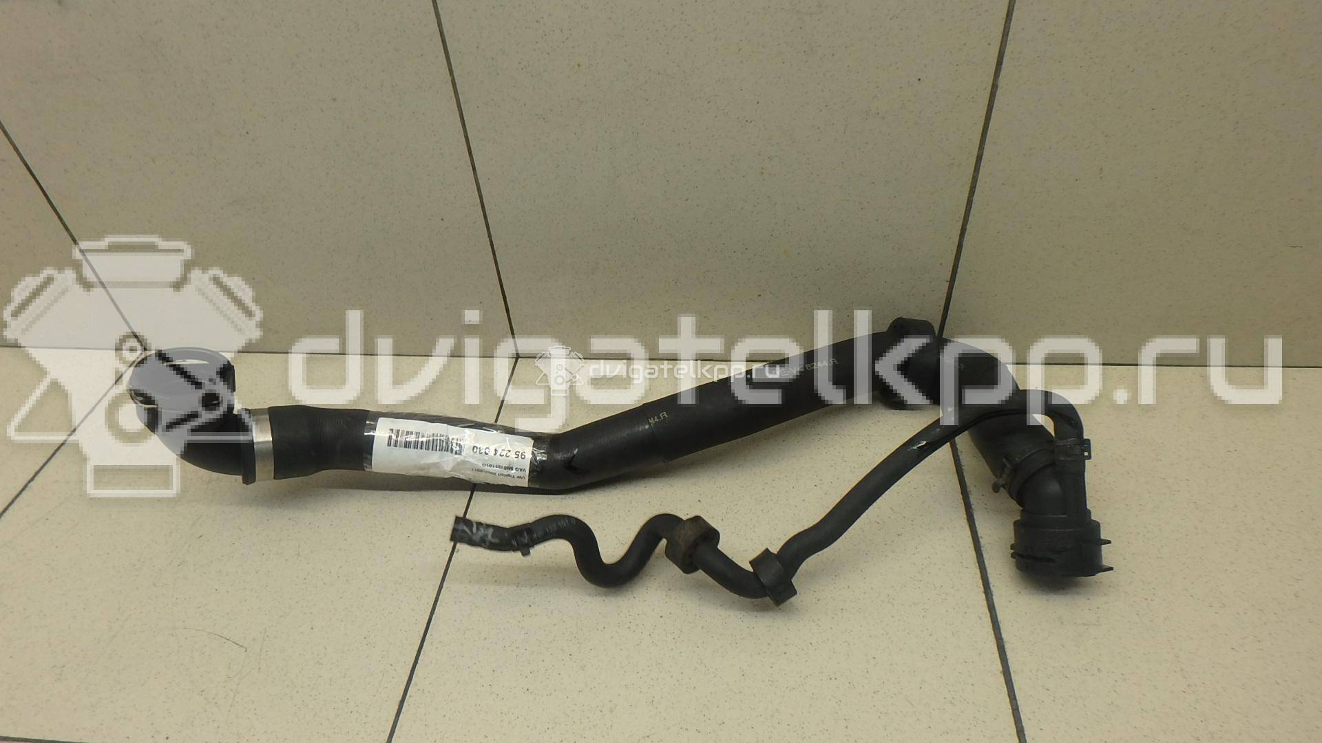 Фото Патрубок радиатора  5N0121101G для Volkswagen Tiguan {forloop.counter}}