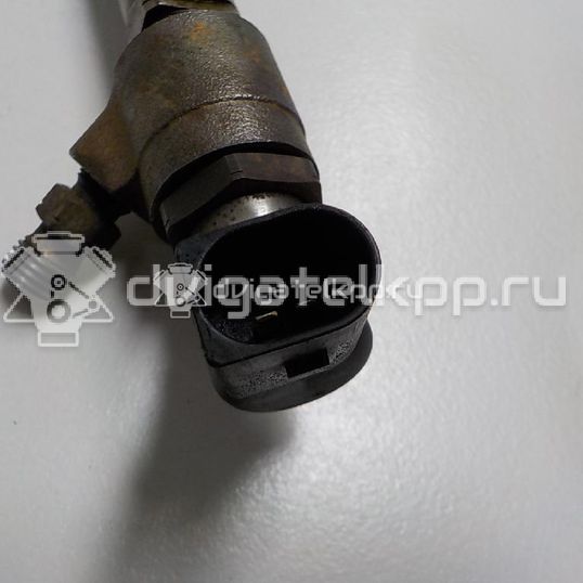 Фото Форсунка дизельная электрическая  LR006495 для Land Rover Range Rover / Discovery