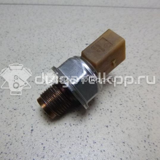 Фото Датчик давления топлива  03L906051 для Seat Ibiza / Leon / Toledo / Alhambra / Altea