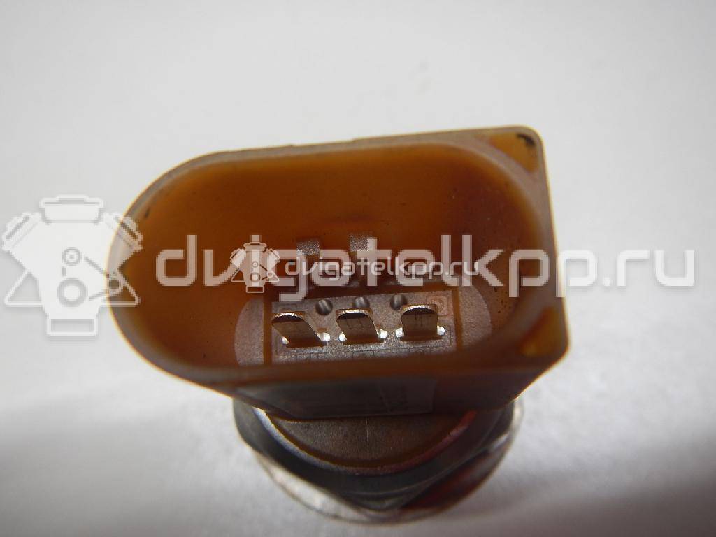 Фото Датчик давления топлива  03L906054A для Seat Ibiza / Leon / Toledo / Alhambra / Altea {forloop.counter}}