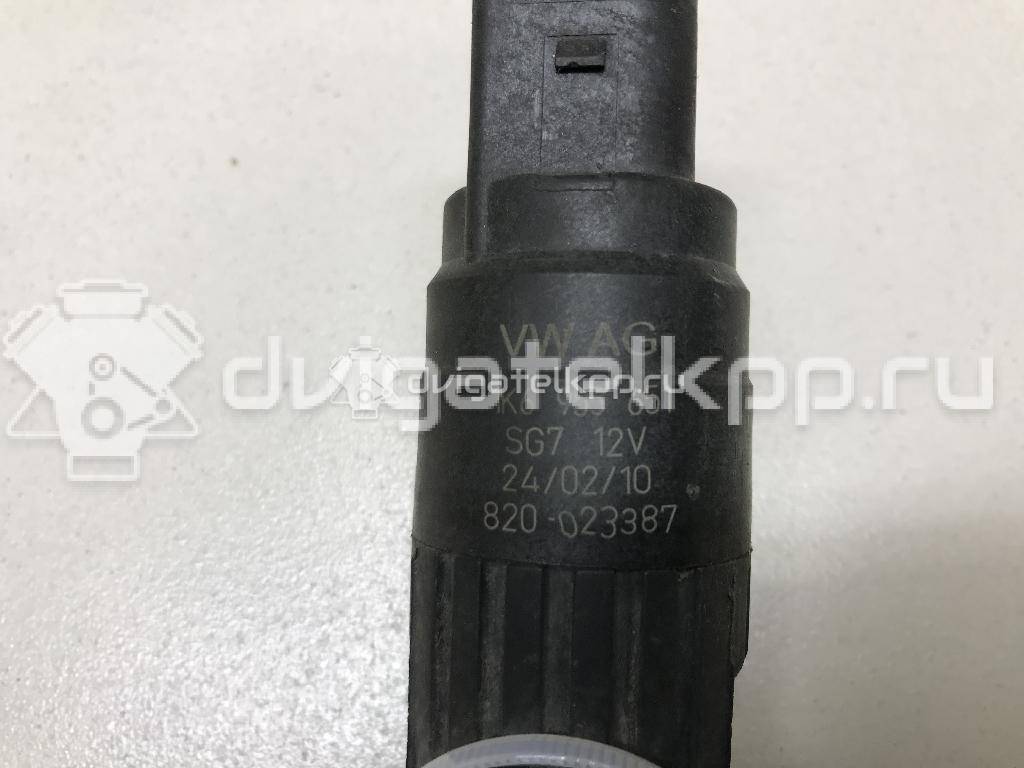 Фото Насос омывателя  1K6955651 для Volkswagen Scirocco / Tiguan / Touran / Up 121, 122, Bl1, Bl2 / Amarok S1B {forloop.counter}}