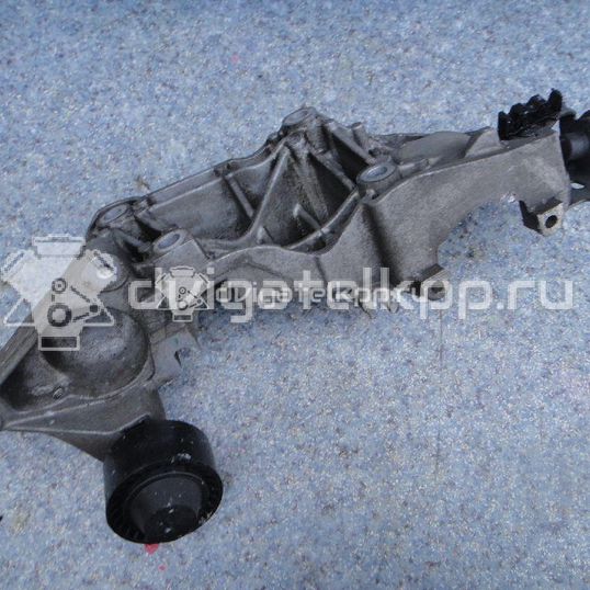 Фото Кронштейн генератора  8200527320 для Nissan Qashqai / X-Trail