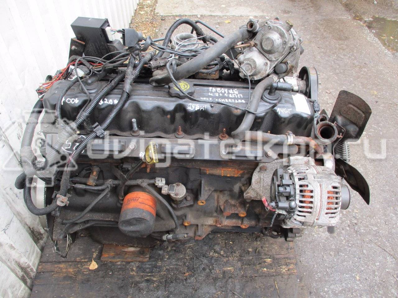 Фото Контрактный (б/у) двигатель ERH для Jeep Cherokee / Grand Cherokee / Wrangler 170-199 л.с 12V 4.0 л бензин {forloop.counter}}