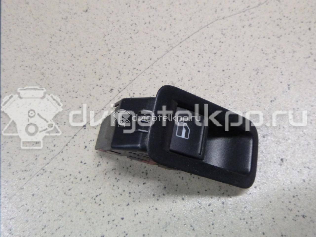 Фото Кнопка стеклоподъемника  7L6959855BREH для Seat Ibiza / Leon / Toledo / Alhambra / Altea {forloop.counter}}