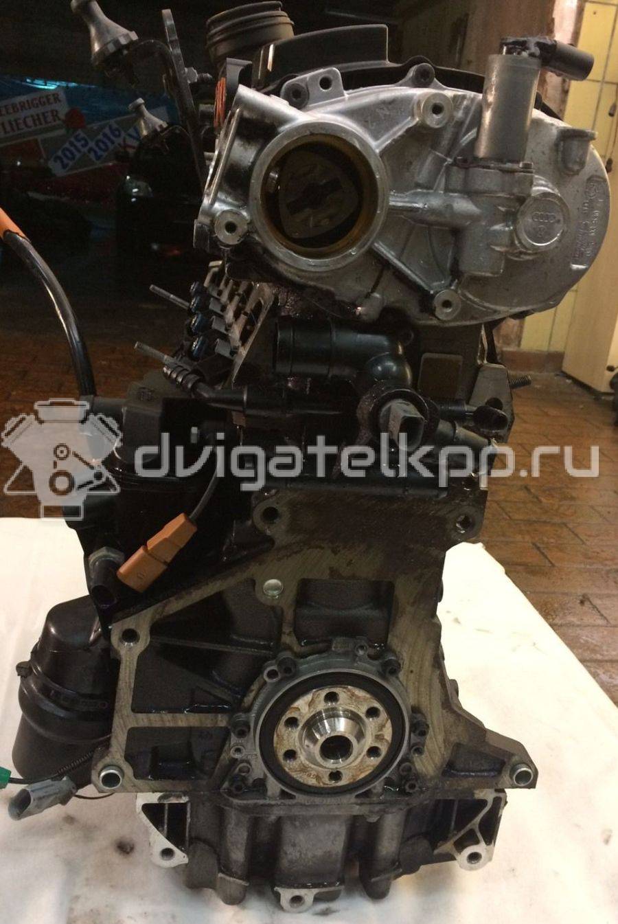 Фото Контрактный (б/у) двигатель CDLA для Volkswagen Scirocco / Golf 265 л.с 16V 2.0 л бензин {forloop.counter}}