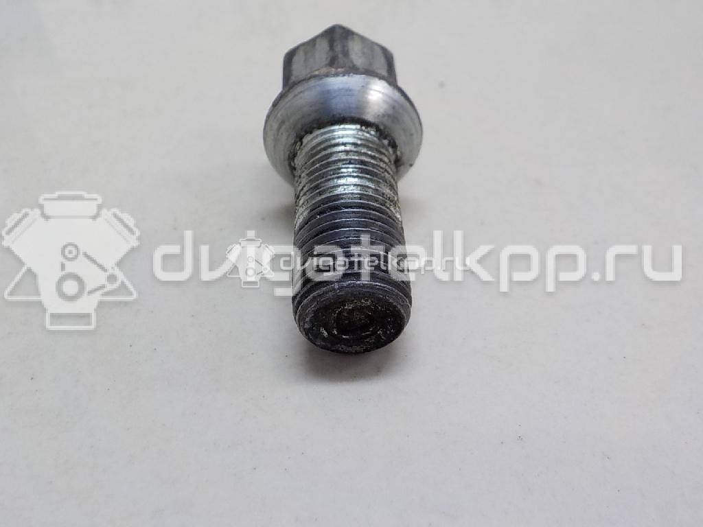 Фото Болт колесный  WHT001812 для Skoda Roomster 5J / Octaviaii 1Z3 / Yeti 5L / Fabia / Octavia {forloop.counter}}