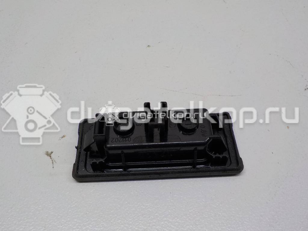 Фото Фонарь подсветки номера  3AF943021A для Volkswagen Tiguan / Touran / Cc / Multivan / Sharan {forloop.counter}}