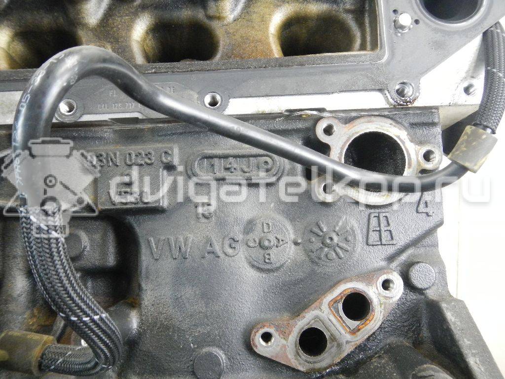 Фото Контрактный (б/у) двигатель CSUA для Audi A5 / A4 / Q5 150 л.с 16V 2.0 л Дизельное топливо {forloop.counter}}