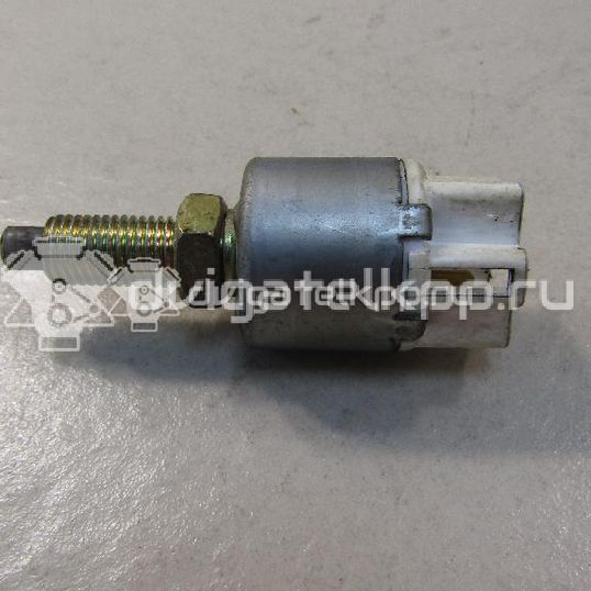 Фото Датчик включения стопсигнала  8434020060 для Toyota Supra / Land Cruiser / Camry / Hiace / Avensis