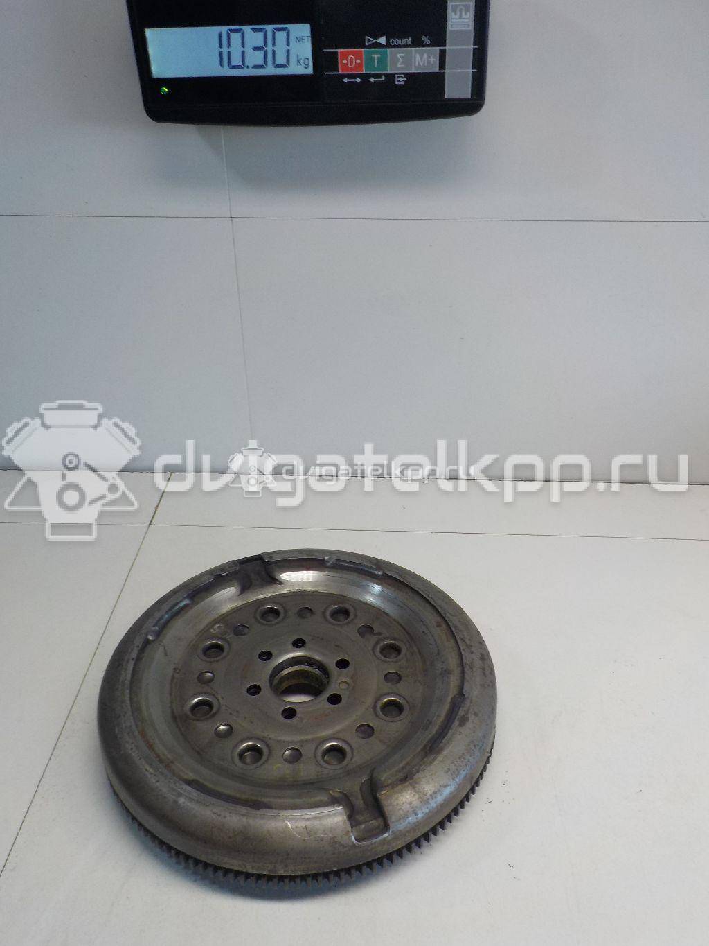 Фото Маховик для двигателя AXR для Skoda / Seat 100 л.с 8V 1.9 л Дизельное топливо 038105266BC {forloop.counter}}