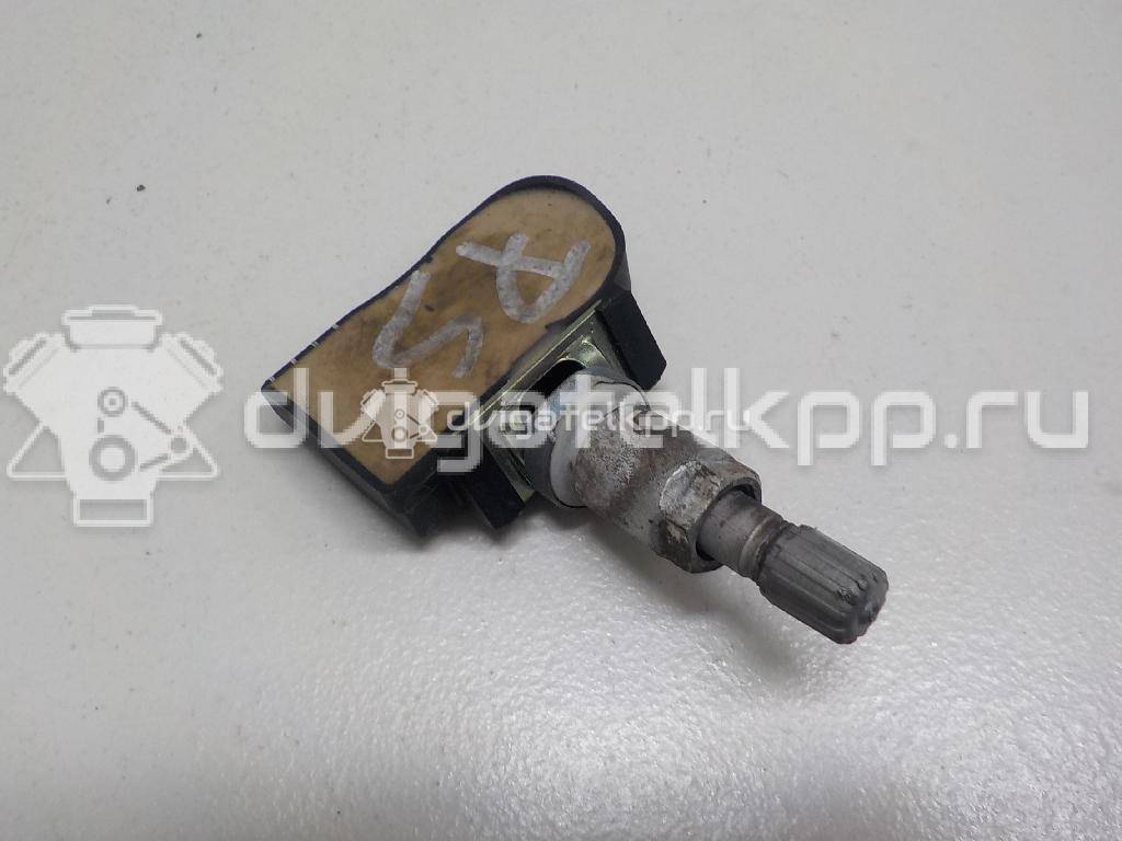 Фото Датчик давления в шине  LR066378 для Land Rover Freelander / Range Rover / Discovery / Defender L316 {forloop.counter}}