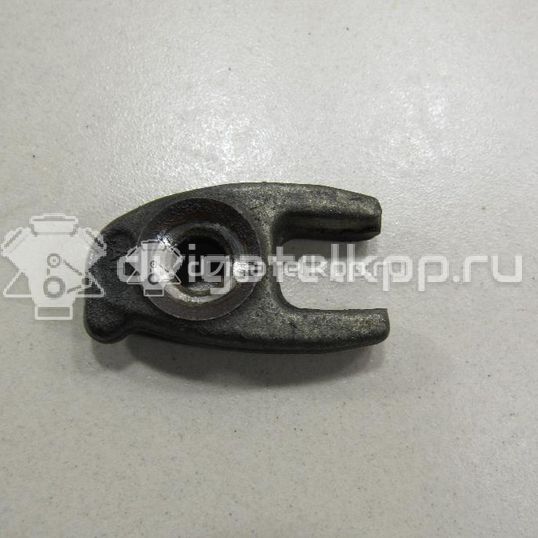 Фото Кронштейн форсунки  8200433867 для renault Clio IV