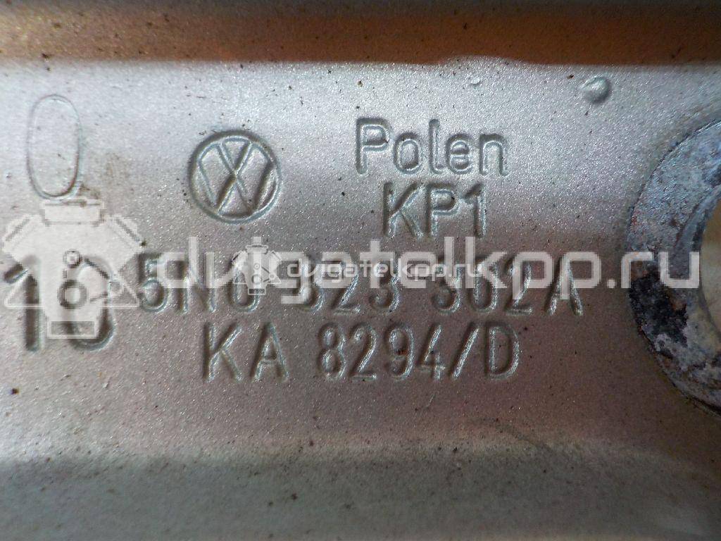 Фото Петля капота правая  5N0823302A для Volkswagen Tiguan {forloop.counter}}