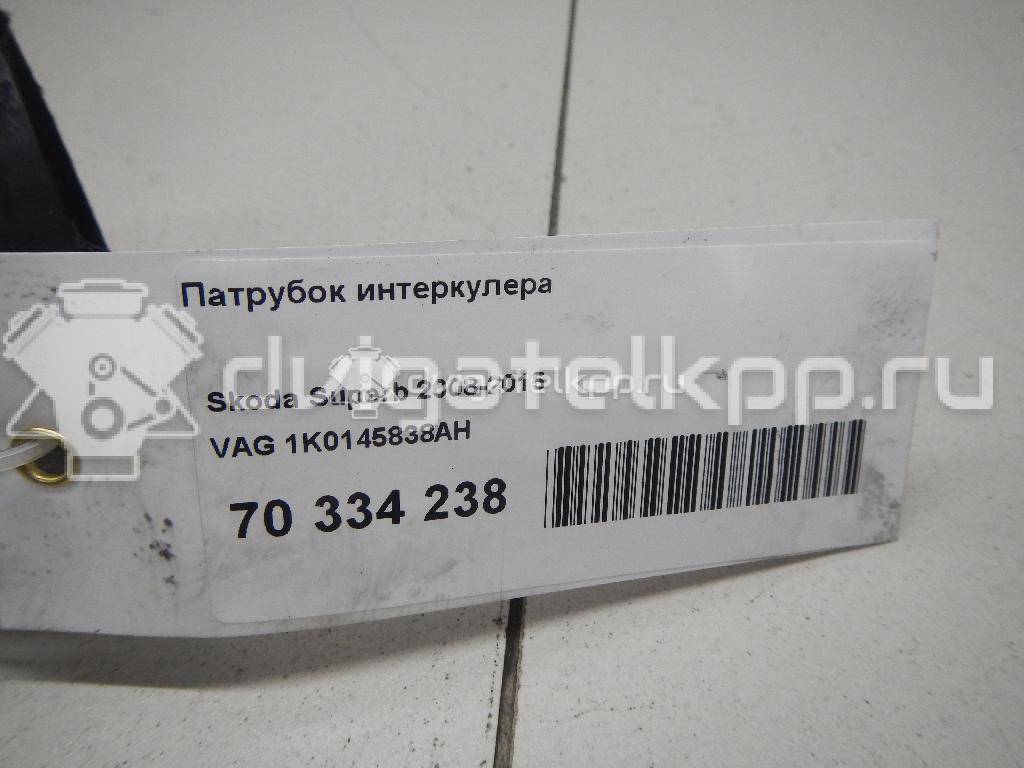 Фото Патрубок интеркулера  1K0145838AH для Audi A3 / Tt / Q3 8U {forloop.counter}}