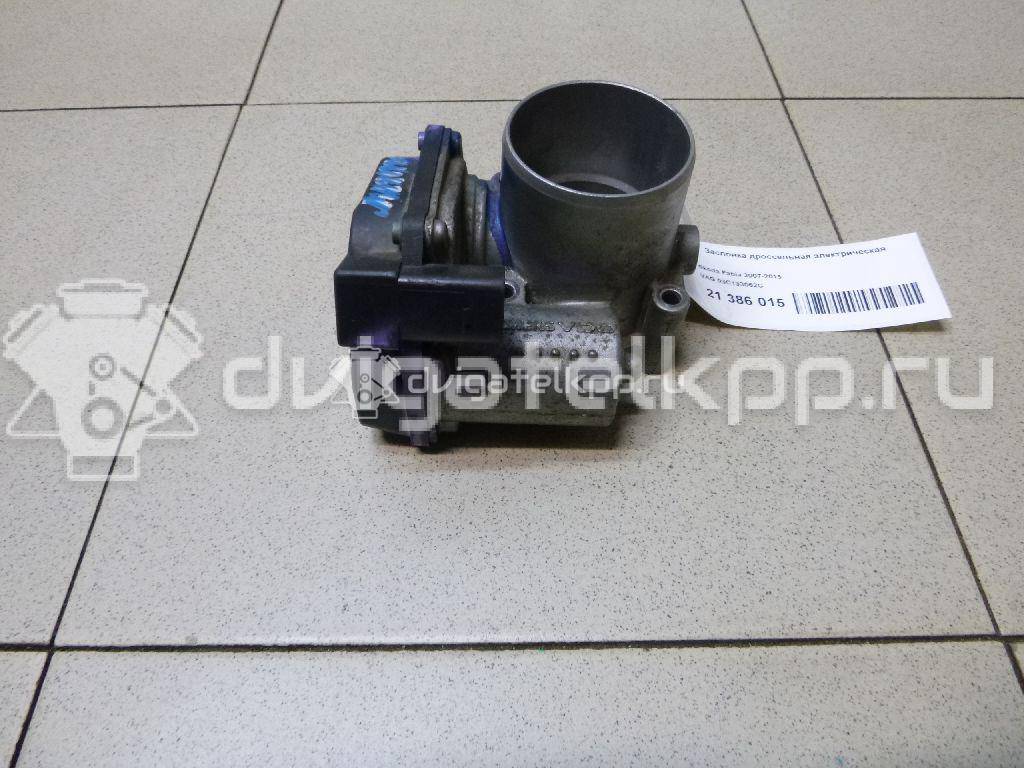 Фото Заслонка дроссельная электрическая  03c133062c для Skoda Roomster 5J / Octaviaii 1Z3 / Yeti 5L / Fabia / Octavia {forloop.counter}}