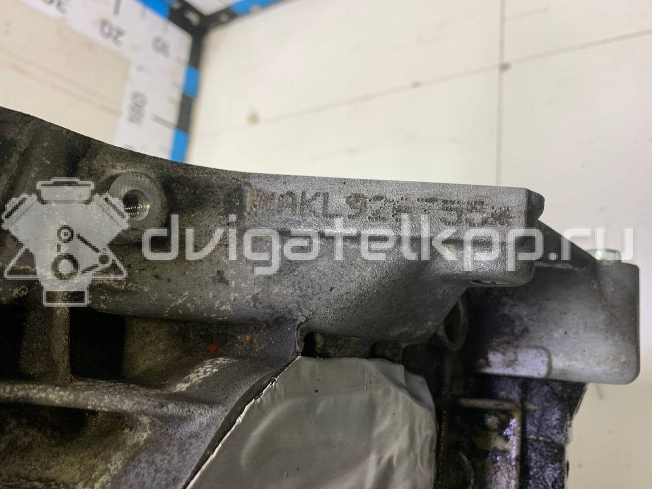 Фото Контрактный (б/у) двигатель AKL для Volkswagen / Seat 100-103 л.с 8V 1.6 л бензин 06A100098X {forloop.counter}}