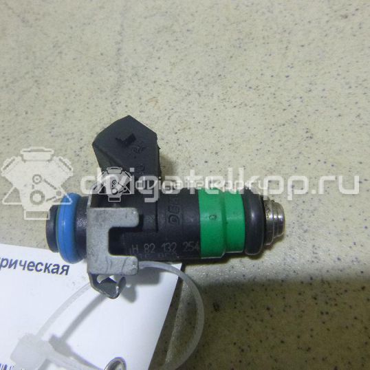 Фото Форсунка инжекторная электрическая  8200132254 для nissan Almera (G15)