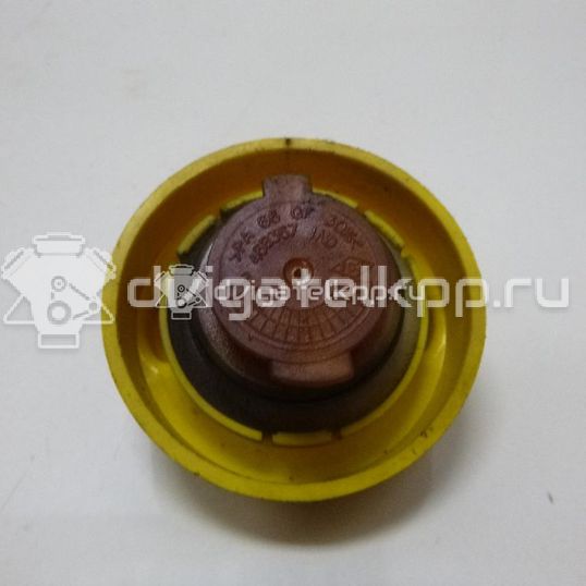 Фото Крышка маслозаливной горловины  8200800258 для nissan Juke (F15)