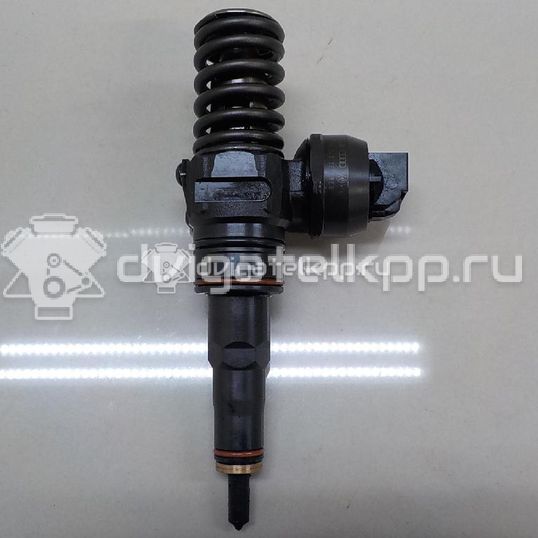 Фото Форсунка дизельная электрическая  038130073AJ для skoda Fabia