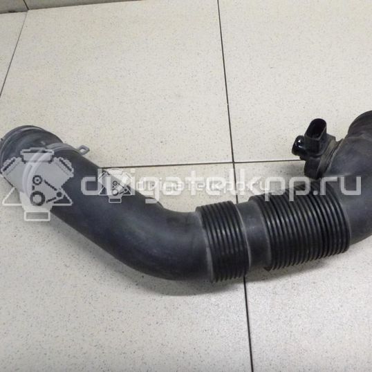 Фото Патрубок воздушного фильтра  1K0129684AF для skoda Octavia (A5 1Z-)