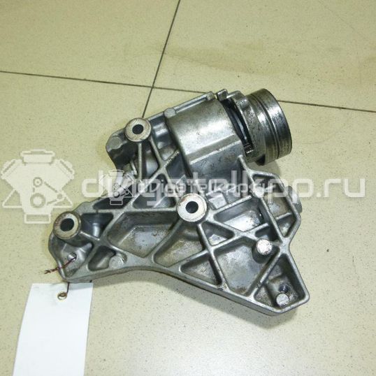 Фото Кронштейн генератора  03C903143B для Volkswagen Tiguan / Jetta