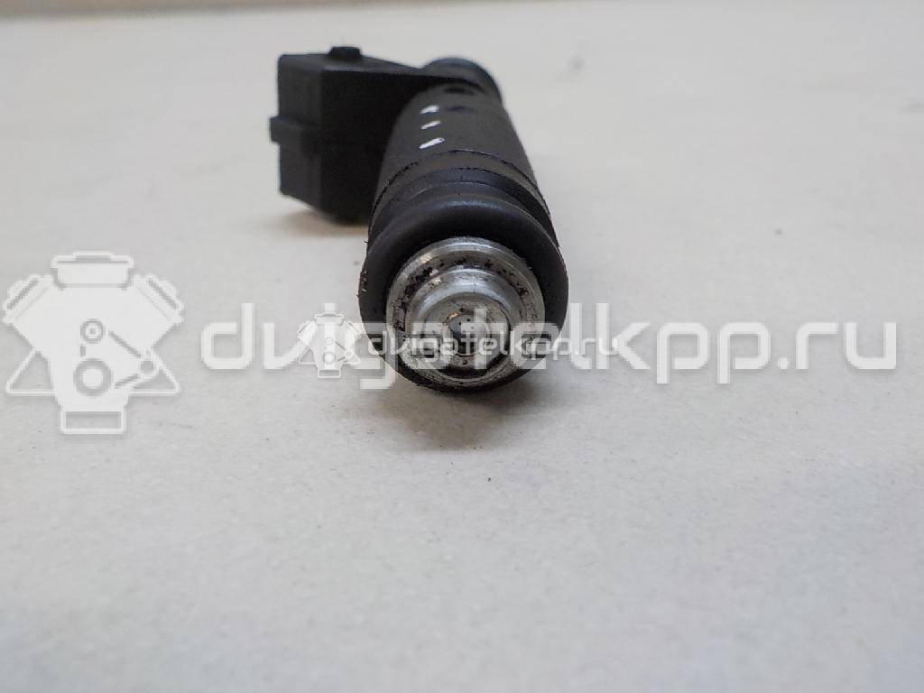 Фото Форсунка инжекторная электрическая  06B133551Q для Volkswagen Passat {forloop.counter}}