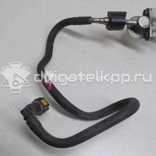 Фото Рейка топливная (рампа)  2381428031 для toyota Avensis II