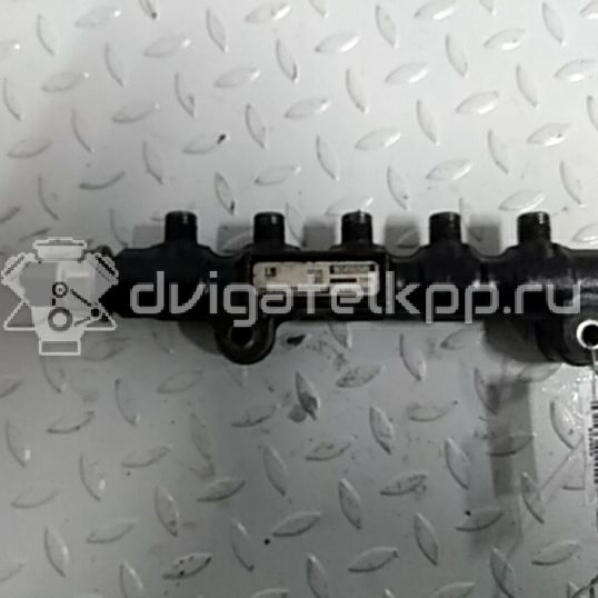 Фото Рейка топливная (рампа)  9654592680 для Citroen C2 Jm / C4 / Jumpy / C5 / Xsara