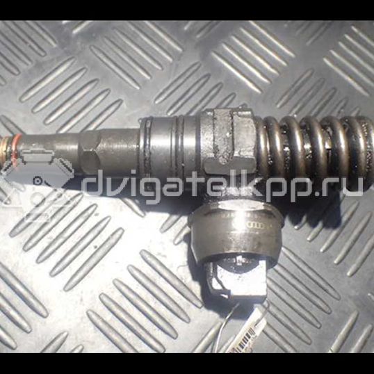 Фото Форсунка дизельная электрическая  038130073AJ для volkswagen  Golf 4 (1997-2004)