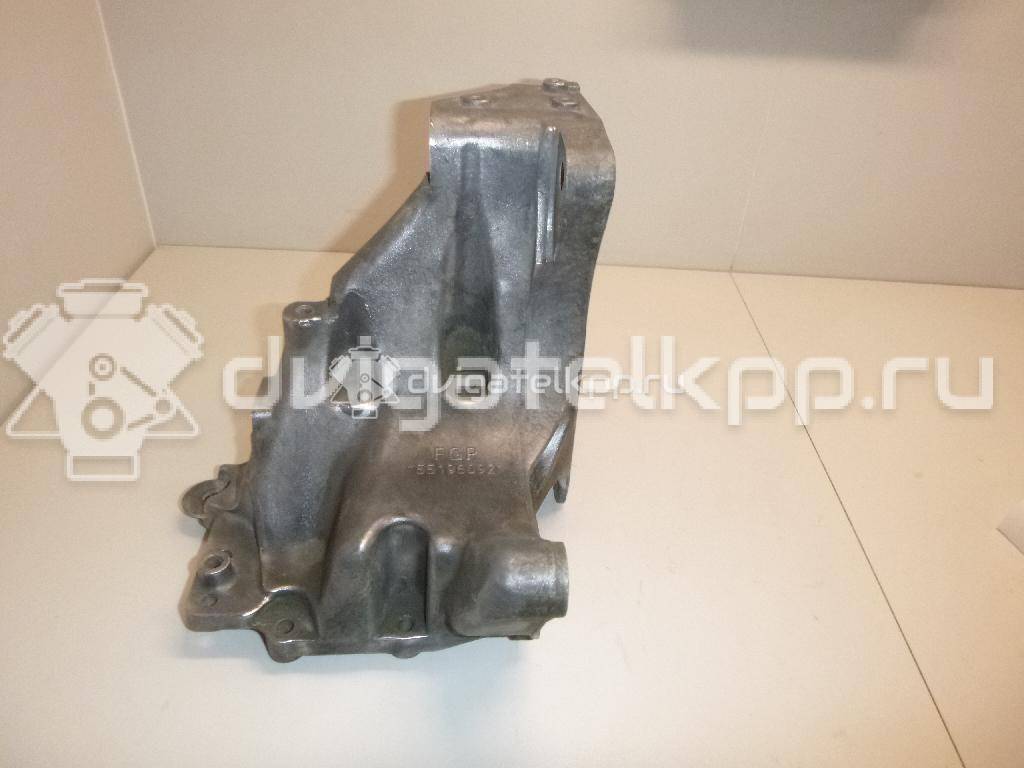 Фото Кронштейн ТНВД для двигателя Z 19 DTH для Holden / Opel / Vauxhall 150 л.с 16V 1.9 л Дизельное топливо {forloop.counter}}