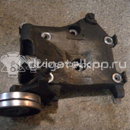 Фото Кронштейн генератора  11910bm700 для Nissan Sunny / Bluebird / Avenir / Primera / Almera