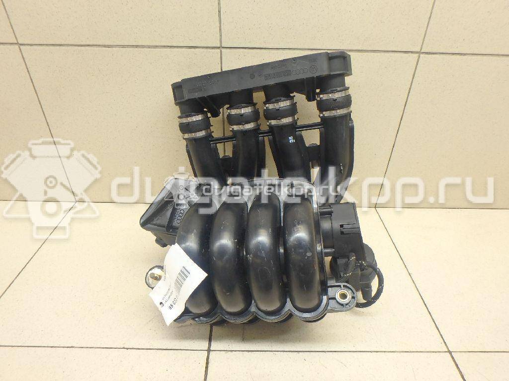 Фото Коллектор впускной для двигателя ALZ для Volkswagen Passat 102 л.с 8V 1.6 л бензин 06B133205C {forloop.counter}}