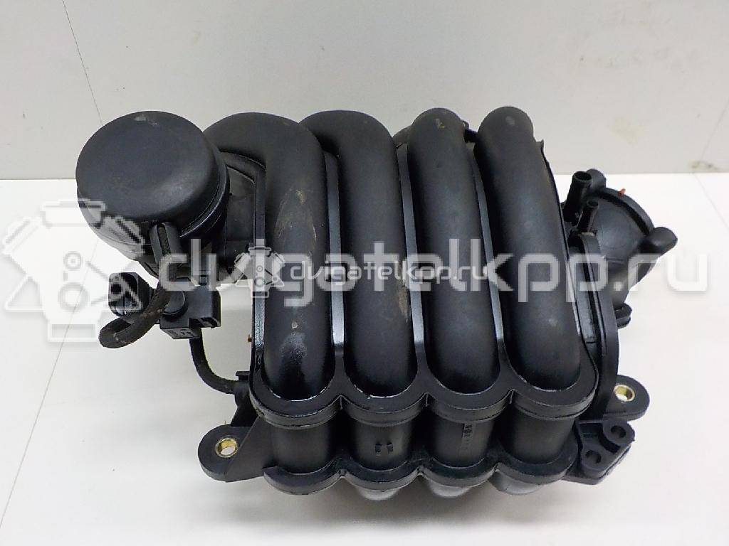 Фото Коллектор впускной для двигателя ALZ для Volkswagen Passat 102 л.с 8V 1.6 л бензин 06B133205C {forloop.counter}}