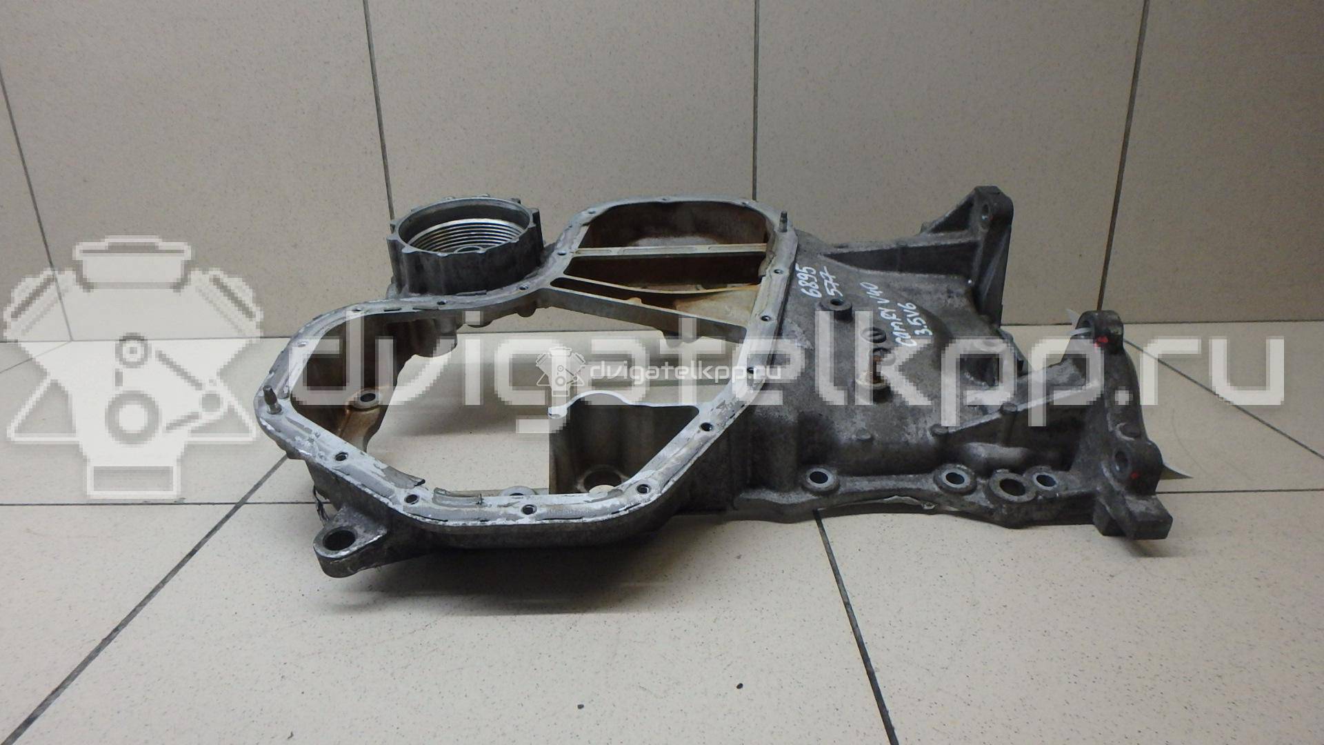 Фото Поддон масляный двигателя для двигателя 2GR-FE для Lotus / Lexus / Toyota / Toyota (Gac) 204-328 л.с 24V 3.5 л бензин 121010P040 {forloop.counter}}