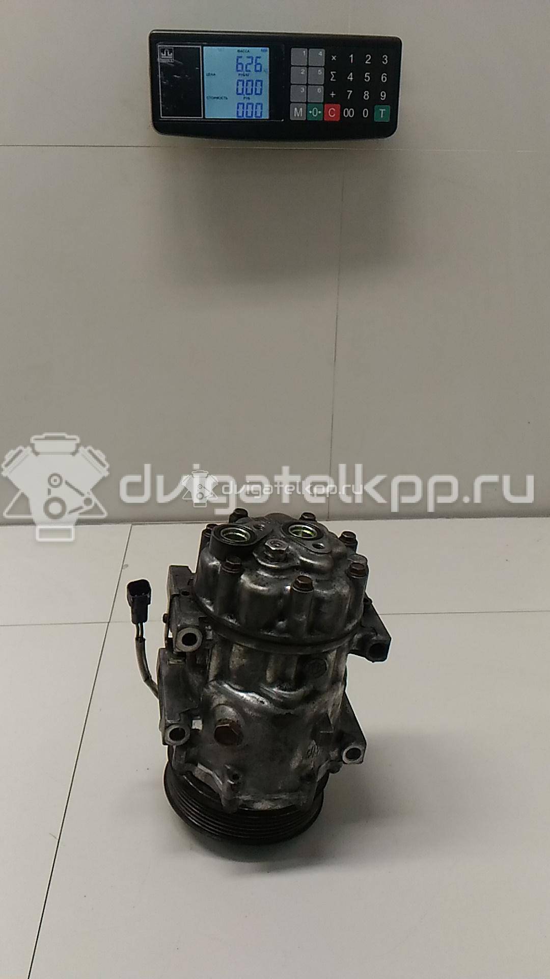 Фото Компрессор системы кондиционирования  3m5h19d629hc для Ford Focus / Kuga / C-Max {forloop.counter}}