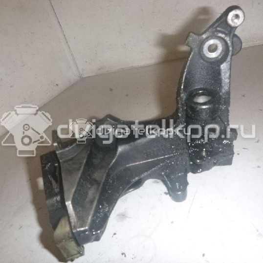 Фото Кронштейн генератора для двигателя 9HZ (DV6TED4) для Citroen / Peugeot 109 л.с 16V 1.6 л Дизельное топливо 5706K0