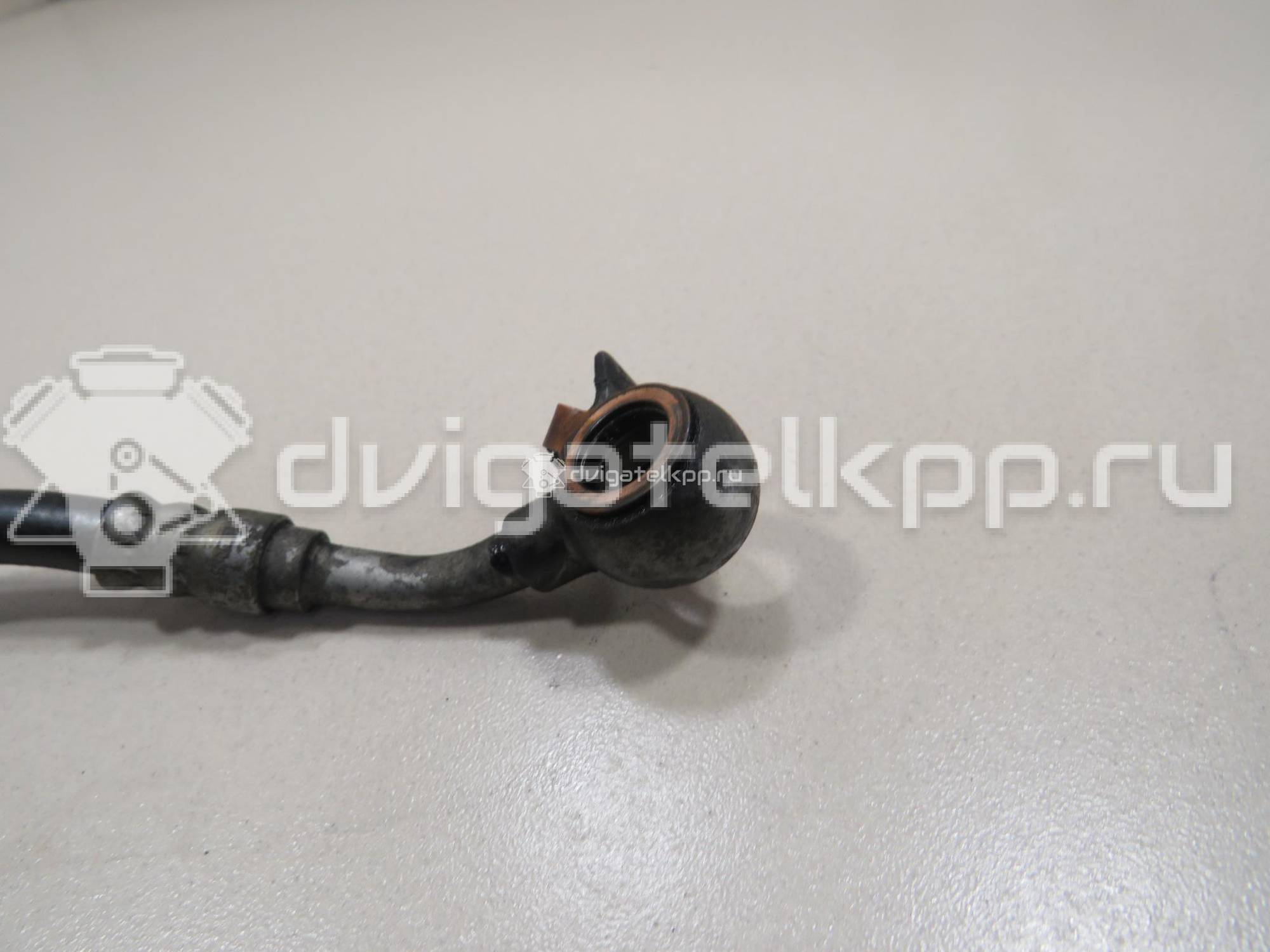 Фото Трубка масляная для двигателя YD25DDTi для Nissan Bassara / Nv350 E26 / Serena / Sani / Presage 100-190 л.с 16V 2.5 л Дизельное топливо 14665VK50A {forloop.counter}}