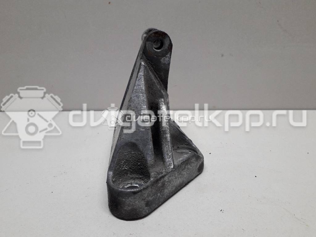 Фото Кронштейн генератора для двигателя YD22DDT для Nissan Primera / Almera 110-139 л.с 16V 2.2 л Дизельное топливо 11710AD200 {forloop.counter}}