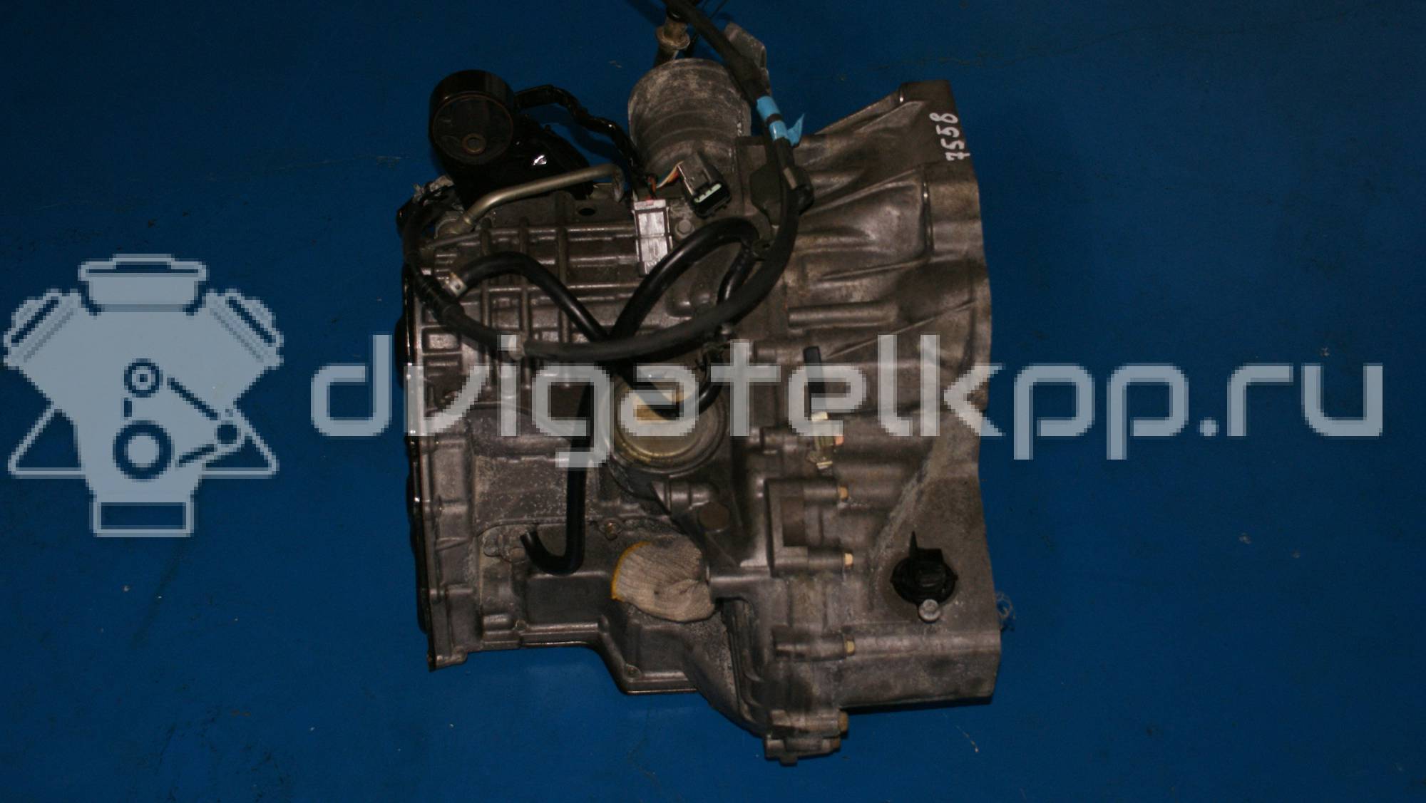 Фото Контрактный (б/у) двигатель 1SZ-FE для Toyota Yaris / Platz Ncp1 , Scp1 65-68 л.с 16V 1.0 л бензин {forloop.counter}}