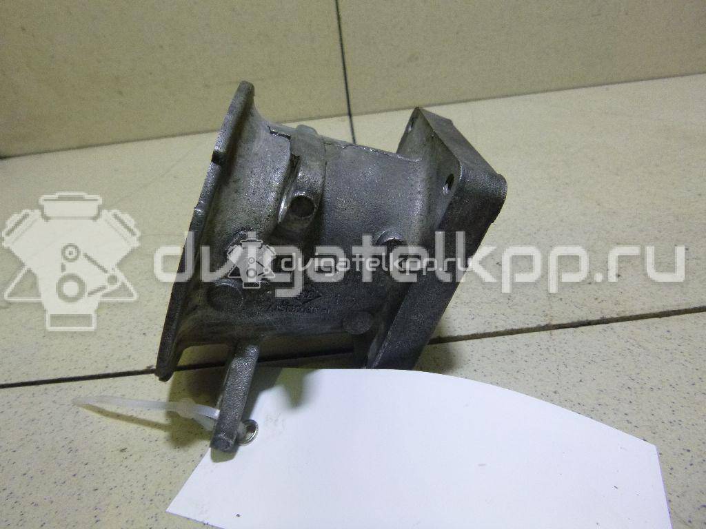 Фото Фланец для двигателя K4J 713 для Renault Clio 95-98 л.с 16V 1.4 л бензин 165785537R {forloop.counter}}