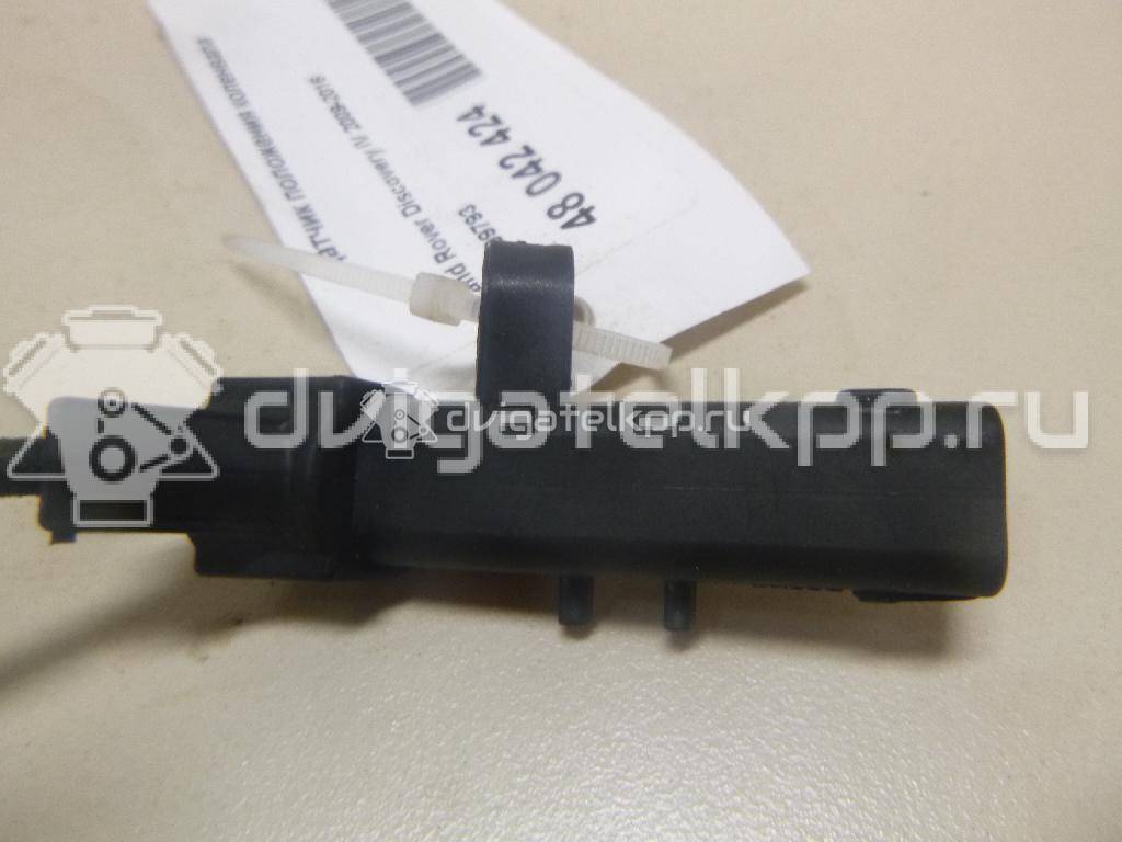 Фото Датчик положения коленвала  LR009793 для Land Rover Range Rover / Discovery {forloop.counter}}