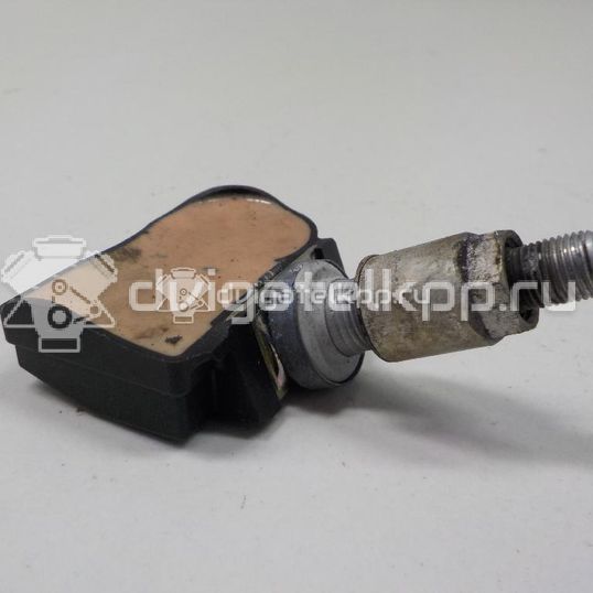 Фото Датчик давления в шине  LR066378 для Land Rover Freelander / Range Rover / Discovery / Defender L316