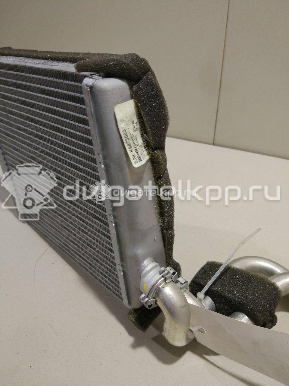 Фото Радиатор отопителя  LR002632 для Land Rover Freelander / Range Rover / Discovery {forloop.counter}}