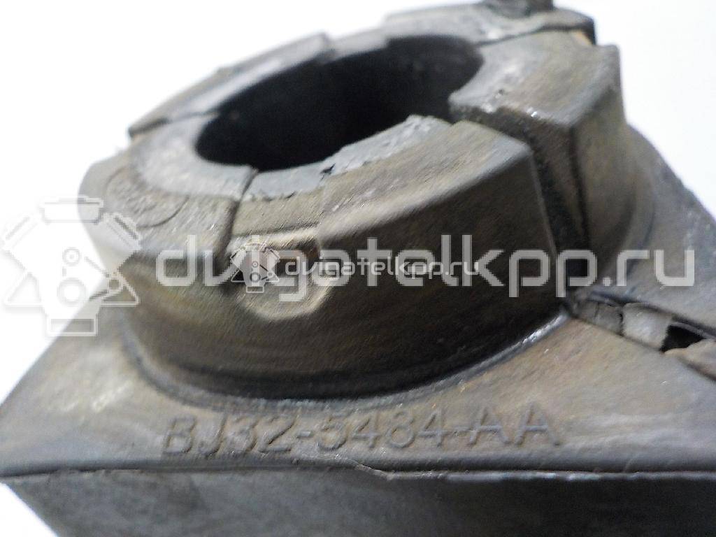 Фото Втулка (с/блок) переднего стабилизатора  LR030743 для Land Rover Freelander / Range Rover / Discovery {forloop.counter}}